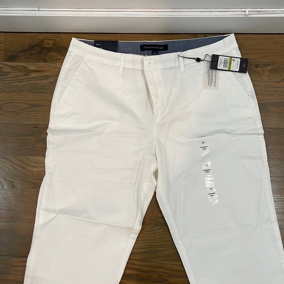 Tommy Hilfiger NWT size 14 Hampton Chino - Picture 5 of 9